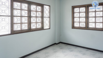 *****บ้านเดี่ยวมือสองนนทบุรี หมู่บ้าน มณียา ราชพฤกษ์-ท่าอิฐ เนื้อที่กว้าง 80 ตร.ว. ฟังก์ชัน 3 ห้องนอน 3 ห้องน้ำ ที่จอดรถ 2 คัน บ้านตกแต่งใหม่ มีบริเวณกว้างขวาง พร้อมเข้าอยู่ โครงการตั้งบนทำเลเดินทางสะดวก เพียง 8 นาทีก็ถึงรถไฟฟ้าสายสีม่วง "สถานีไทรม้า" จองเลย!